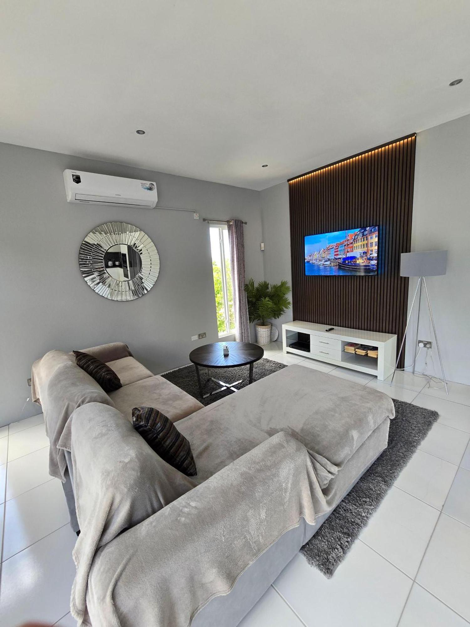 Belle Luxury Apartments Gros Islet Exterior photo